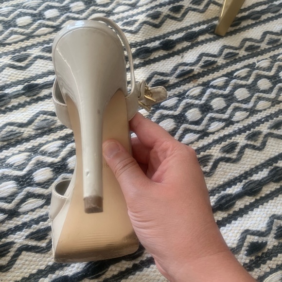 G By Guess Nude Stiletto Platform Heels Size 6 1/2M - Picture 7 of 11